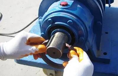 油封裝配的注意事項(xiàng) 油封裝配的注意事項(xiàng)